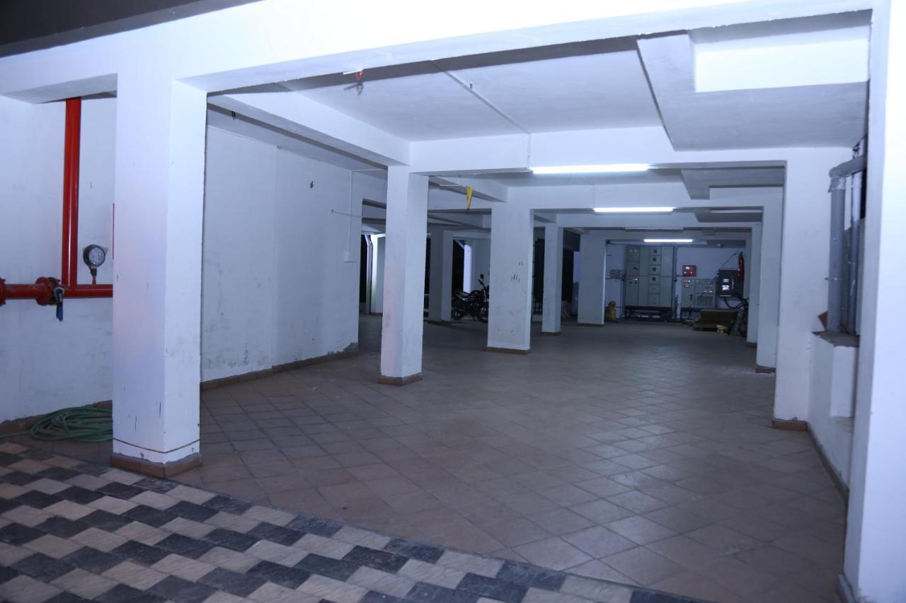 Hotel Lotus Chandrapur Екстериор снимка